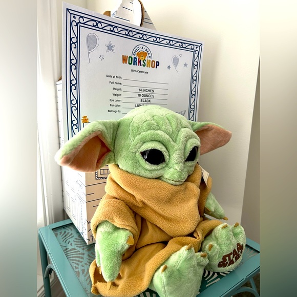Build A Bear - Star Wars / Mandalorian Baby Yoda / The Child Plush Toy - Picture 2 of 3